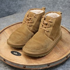 UGG Neumel II Boot Chestnut Brown Suede Kids Size 4 US Chukka Boots Lace Up