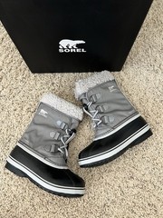 Sorel Children’s Yoot Pac Nylon Waterproof Boot – Unisex Youth 1