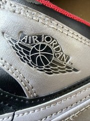 Nike Air Jordan 1 Mid (GS) Black/Cement/Gray, Size 3.5Y, DQ8423-006 Great Color
