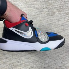 Nike Team Hustle D11 SE PS ‚All-Star‘ Black Blue Red J1391-001 Size 3Y
