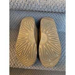 Uggs Chestnut Tasman Slippers, Kids size 5/Womens size 7