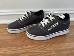 Heelys Kids Size Youth 4 Charcoal Grey/White Excellent Condition