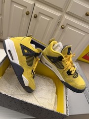 Nike Air Jordan 4 Retro GS Tour Yellow Lightning 2021 Size 6.5Y