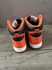 Nike Dunk High „Safety Orange“/Black (DB2179-004) – Youth US7