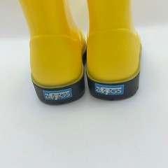 Zoogs Kids Yellow Rubber Rain Boots Waterproof Pull On Handles Toddler Size 5