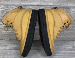 Nike Woodside 2 High ACG Brown/Tan Boot Hiking Size 7 Youth Or Women Size 8.5