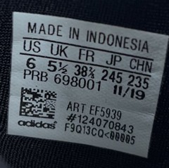 ADIDAS ORIGINALS SWIFT RUN J BLACK WHITE SIGNAL CORAL Size 6Y EF5939