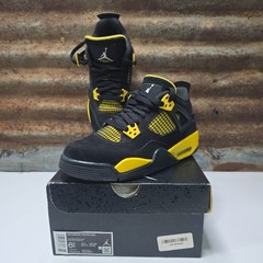 #6 EUC!! Size 6.5 (GS) – Jordan 4 Retro Thunder (408452-017) Womens 8