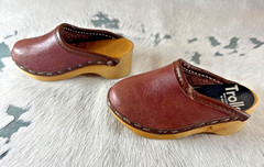 Samhall Trolls Clogs 4.75 x 2 in Sweden Doll Clog Wooden Slip On Brown