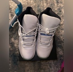Nike Air Jordan 11 Retro GS 2014 Size 7Y, Legend Blue (378038 117)