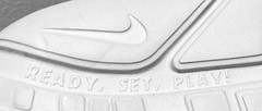 Nike Flex Runner 2 – Black/White – Little Kids Sizing – (PS)