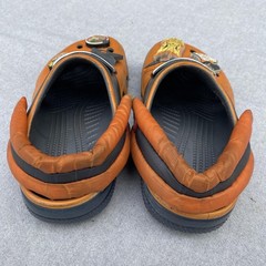 Crocs Shoes Youth Size 1 Orange Naruto Shippuden Clog Anime Jibbitz Charms