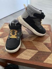 Cat & Jack Unisex Kids Black Gray Yellow Ankle Boots 7M Lace Hook & Loop
