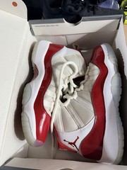 Size 4.5Y GS) – Jordan 11 Retro Mid Cherry