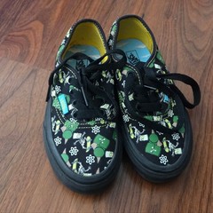 Vans The Simpsons x Authentic ‚Glow Bart‘ kids‘ sneakers Size 11.5