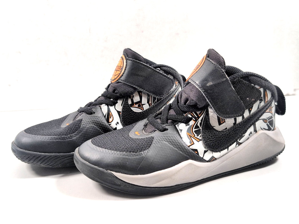 Nike Team Hustle D 9 GRFT PST Basketball Shoes Boys 13C CQ3706-00