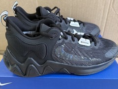 ⚡️Nike Giannis Immortality 2 GS Holographic Black/Wolf Grey (Sz 7Y) DQ1943003