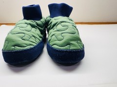 Acorn Down-Filled Fleece Lined Booties Dark Green/Navy Kids Size 11-12 Age 3-7Y