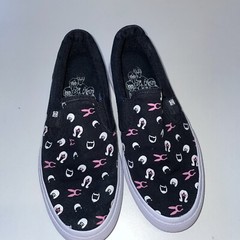 DC Shoes x Bobs Burger Canvas Sneaker Black Low Size 35 – Mint Condition