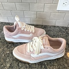 Vans Unisex Pink/White Suede Low Top Lace-Up Sneakers Logo, US 6