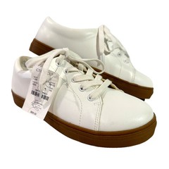 NWT Crewcuts Cream Faux Leather Low Top Sneakers Size 5