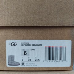 UGG Classic II Gel Hearts Silver Sequin Boots 1151613K Size 6 Kids Women’s 7 NIB