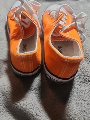 EpicStep Unisex Kids Shoe [Size 2] Orange Canvas Low Top Sneakers Stains