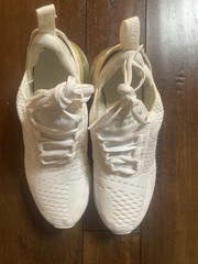 Nike Air Max 270 White Metallic Silver 943345-103 Size 4.5y Boys Kids Women