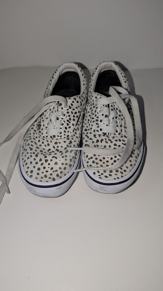 Vans Authentic Kids Size 1.5 White Black Polka Dot Dalmatian Lace Up Shoes
