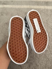 NWOT Vans Knu Skool Retro Chunky Checkerboard Shoe Kids