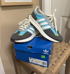 adidas Retropy Blue/Gray/White Mens size 7