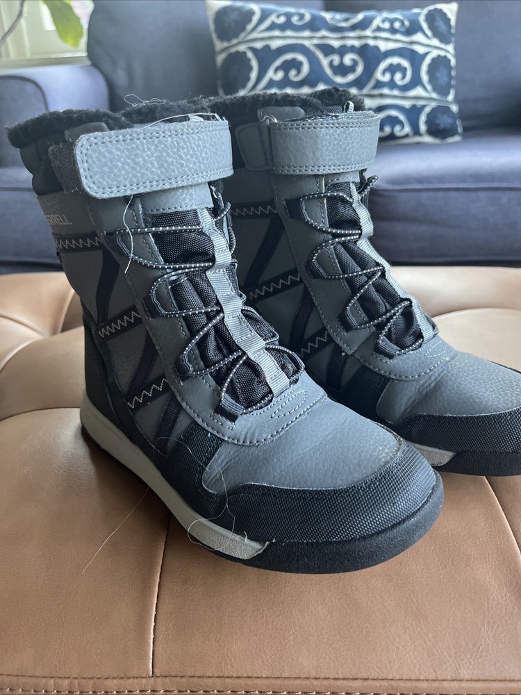 Merrill Kids Winter Boots Size 2