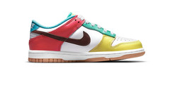 Sz 6.5Y – Nike Dunk Low SE GS ‚Free.99 – White‘