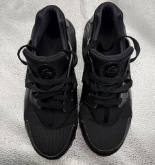 Size 7Y (GS) – Nike Huarache Run Low Triple Black 654275-016 SNEAKERS