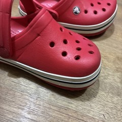 Child’s Crocs Size 6/7 Gently Worn