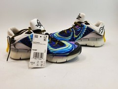 Reebok Zig Kinetica KIDS Sneakers RUNNING MULTUCOLOR SIZE 13.5 FX3367