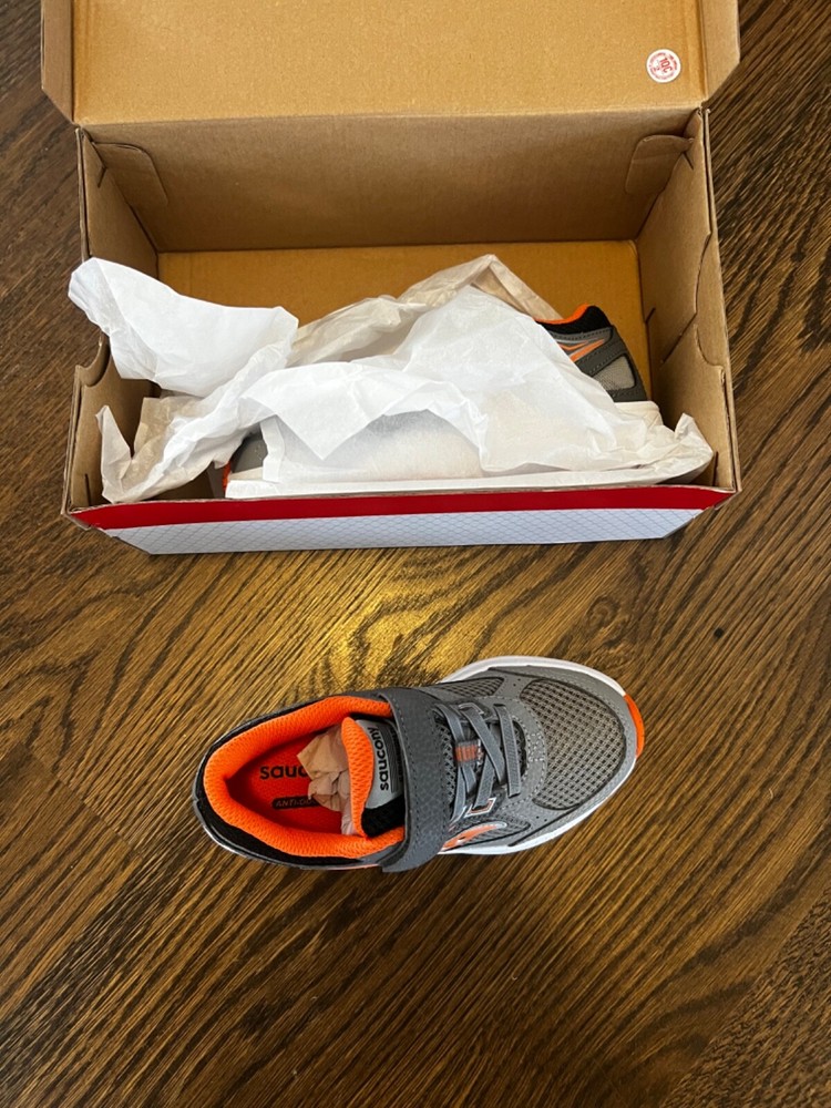 NEW Saucony size 11.5 Cohesion 14 black gray snd orange sneaker shoes gym shoes