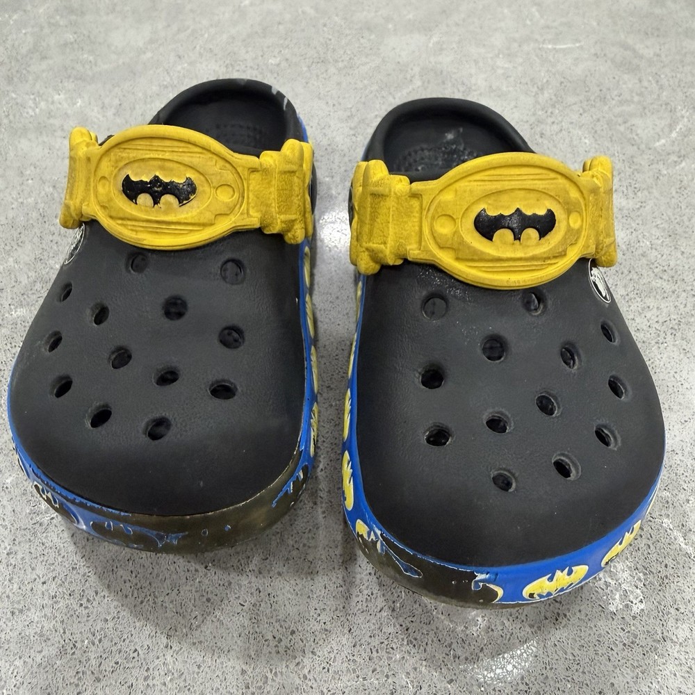 BATMAN CROCS DC Comics Sandals Clogs Black Toddler Size 6 Super Cute!!