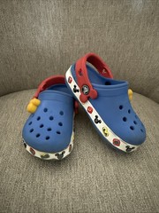 Disney Parks Mickey Mouse Blue Crocs Toddler Boys Size 6/7