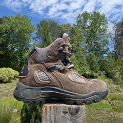 Unisex Brown Suede & Textile VASQUE 7201 Laced Hiking Boots Youth 2 M