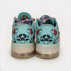 Nike LeBron 18 Low x Mimi Plange Daughters 2021 Youth Sz 7/ EU 40 Flwr Sneakers