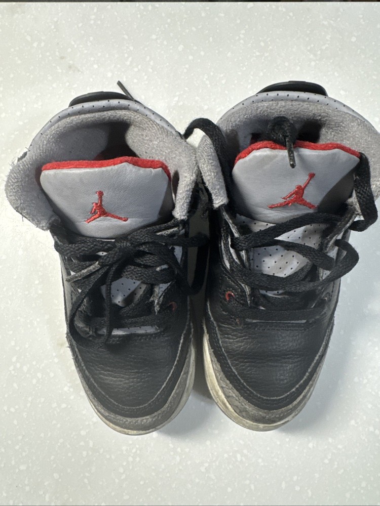 Nike Air Jordan 3 Retro Black Cement Grey Mid Top Shoes DM0966-010 Kids size 11C