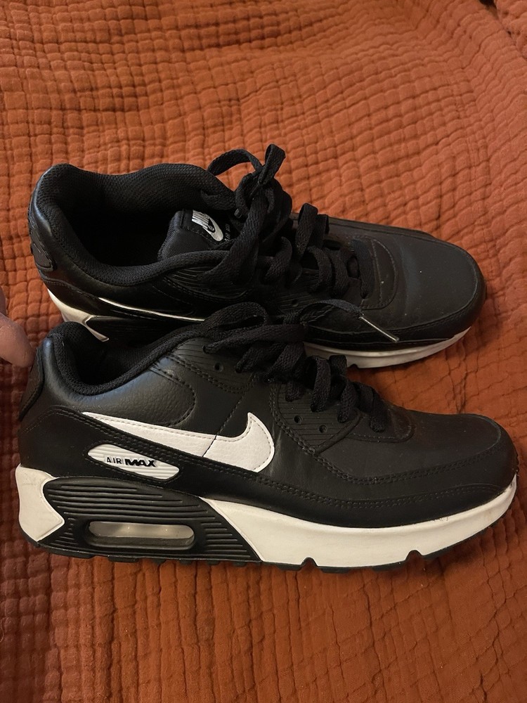 Nike Air Max 90 Black And White Leather