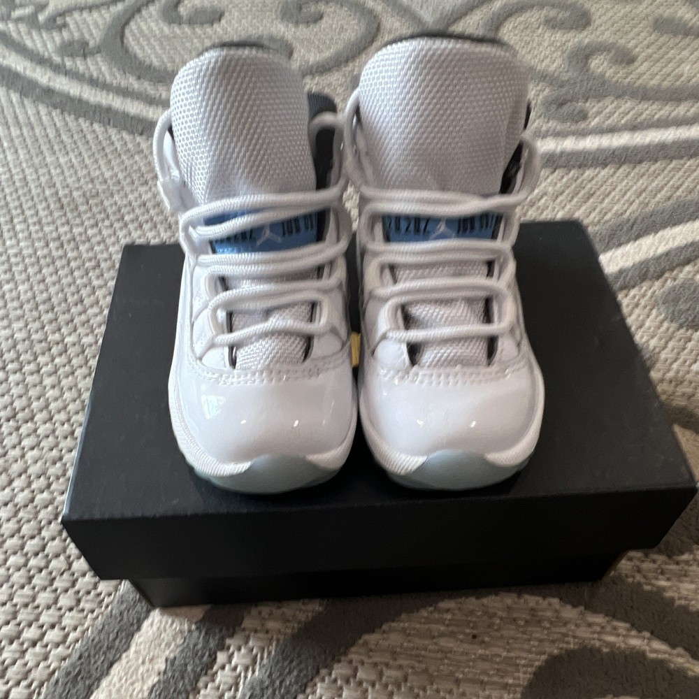 Unisex Kids White/Light Blue/Gray Mesh Logo Lace-Up Mid Top Sneaker