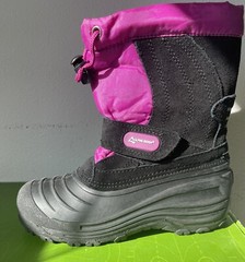NEW!!! Snow Boots: Alpine Design Little kids‘ Size 2