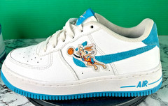 Nike Air Force 1 Low Bugs Bunny Space Jam White Blue Youth 5Y DM3353-100