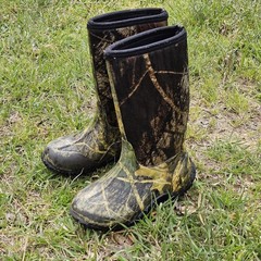 Bogs Boots Kids Size 1 Camo Classic High Waterproof Rain Winter Outdoor Hunting