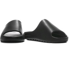 Label Athletic Slides EU 34 AU 3 Black Kids Adults Unisex RRP $99 Shoes 22.5cm