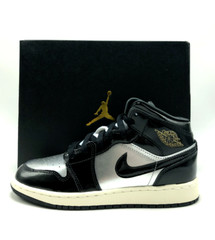 *NEW* Youth Boy NIKE AIR JORDAN 1 MID SE (GS)BLACK/METALLIC GOLD (FZ3938 001) 👍