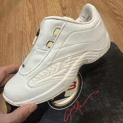 Reebok Iverson The Answer IV Low Zip Kids Toddler Size 4 1/2 White